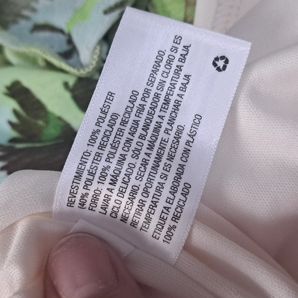 NWT GABRIELLA KAREA JOHNSON X FUTURE COLLECTIVE PLUS DRESS - Picture 8 of 8